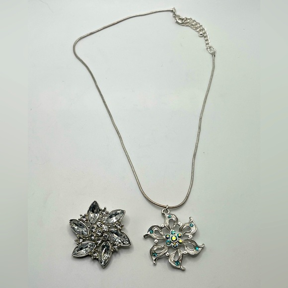 Silver chain necklace with 2 pendants with rhinestones - Picture 2 of 7